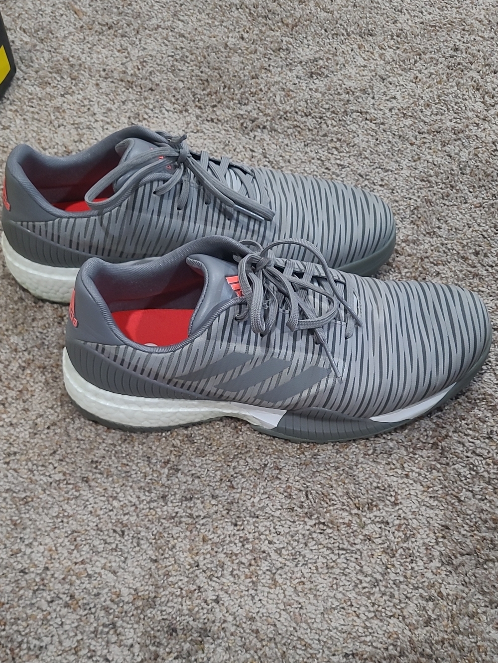 adidas Men's Gray Golf Shoes with Red Lining